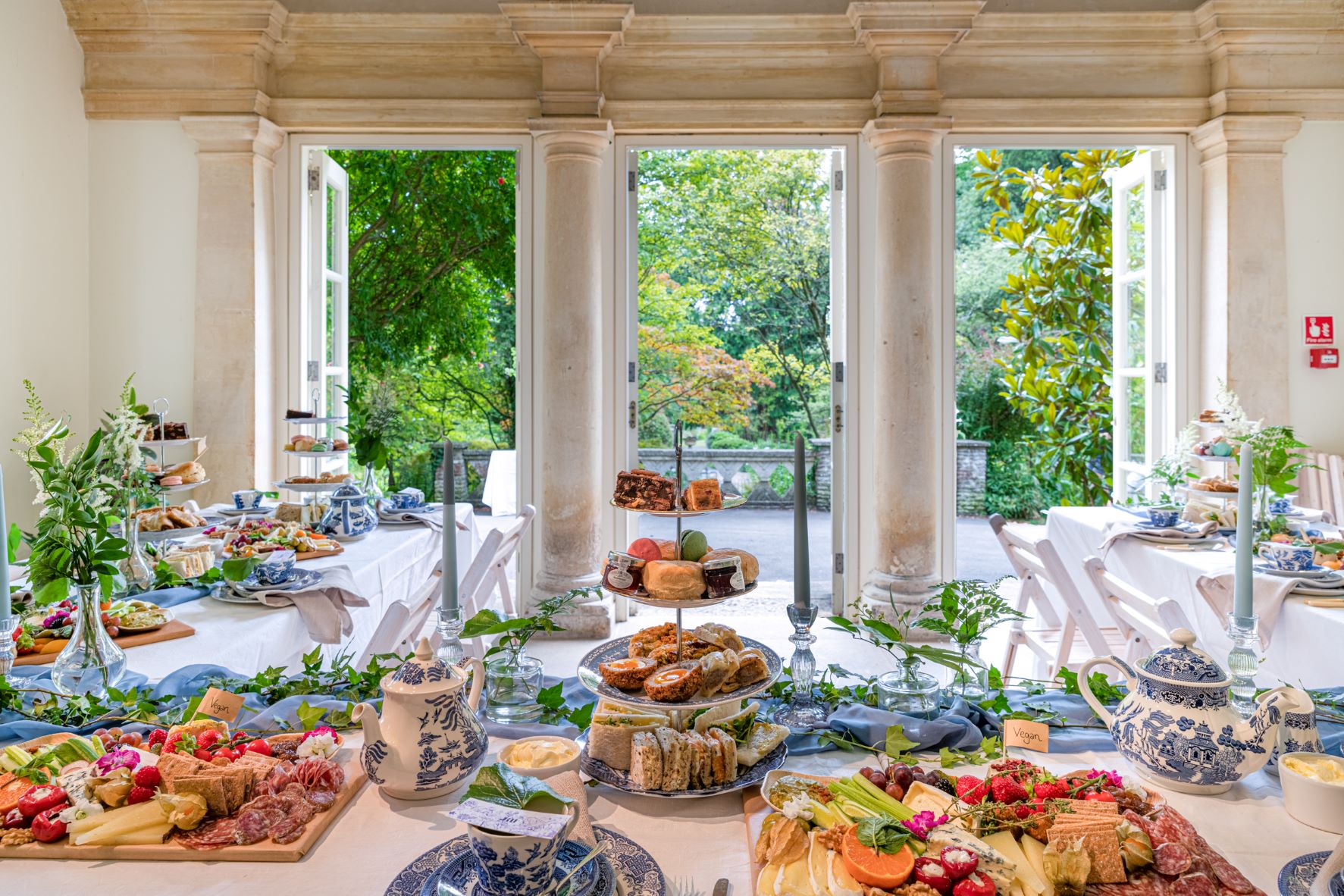 Lunch in the Temple of Minerva, 360 Image Photography